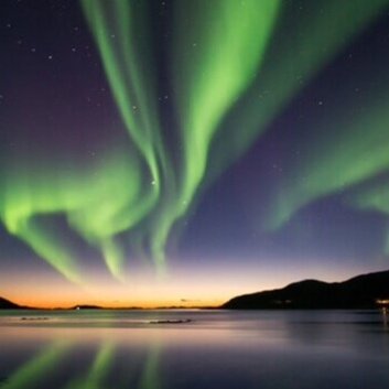 blog_images_aurora_sunset_love.jpg